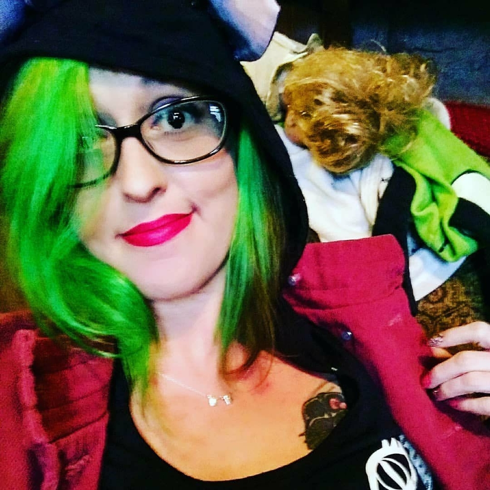 Meet your Posher, Kendra